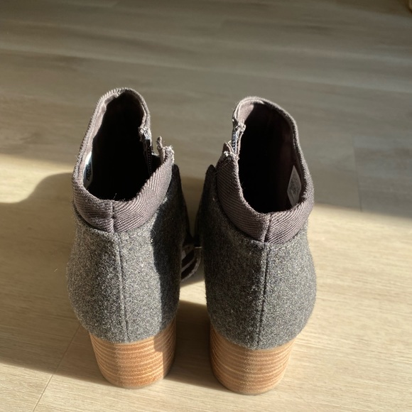 Toms Grey Booties - Picture 2 of 5